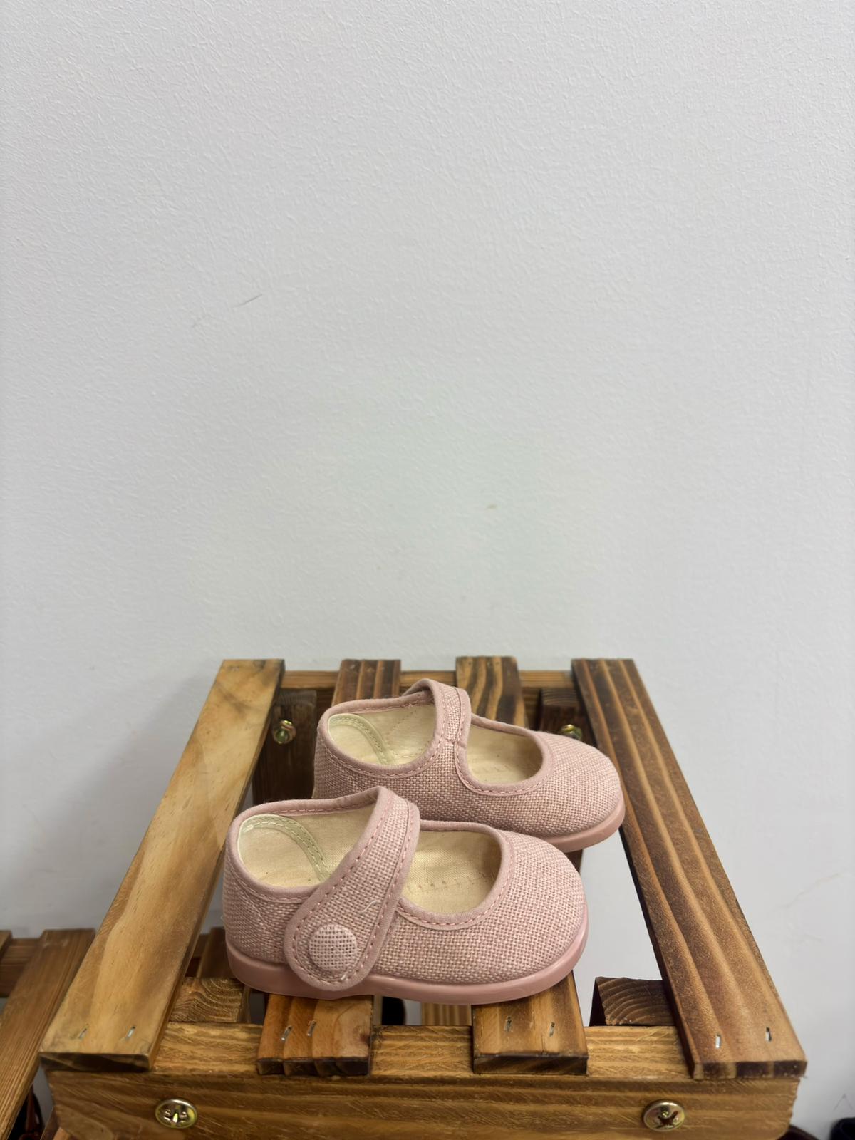 955/MERCEDITA LINO ROSA MAQUILLAJE BOTÓN