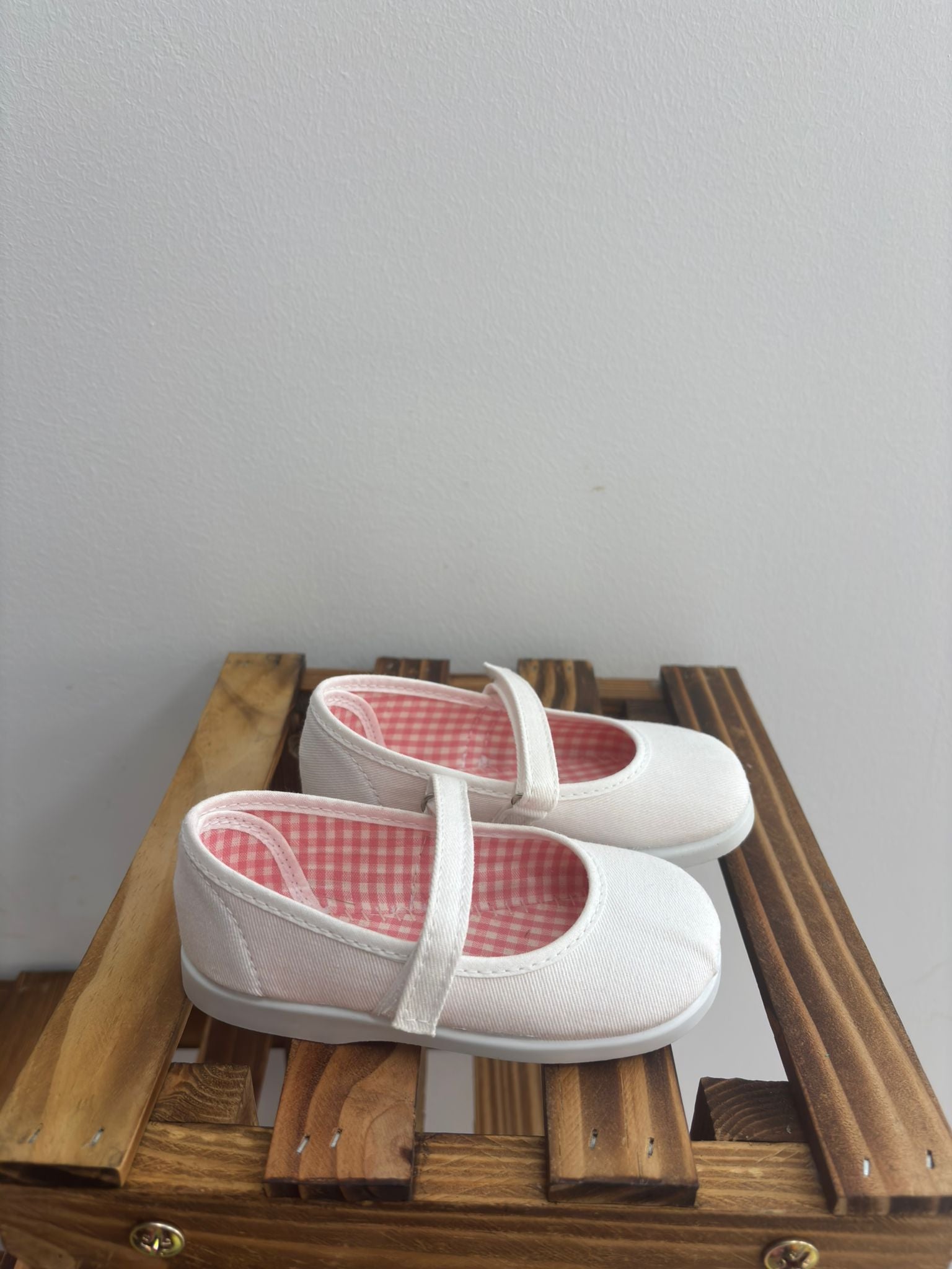 95/MERCEDITA VELCRO BLANCA