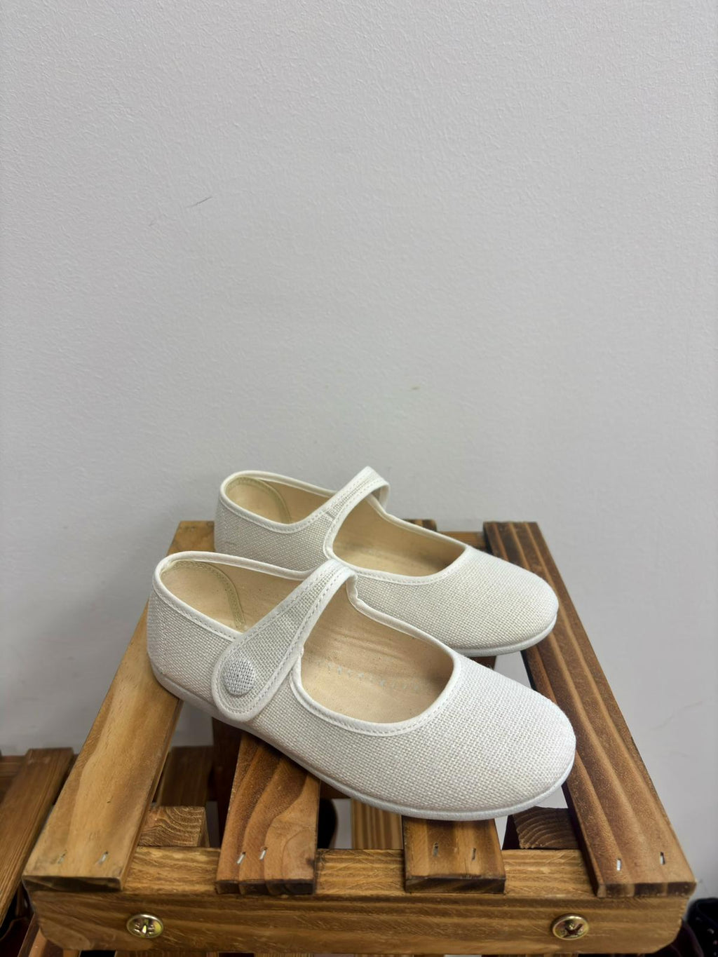 755/MERCEDITA LINO BLANCO BOTÓN
