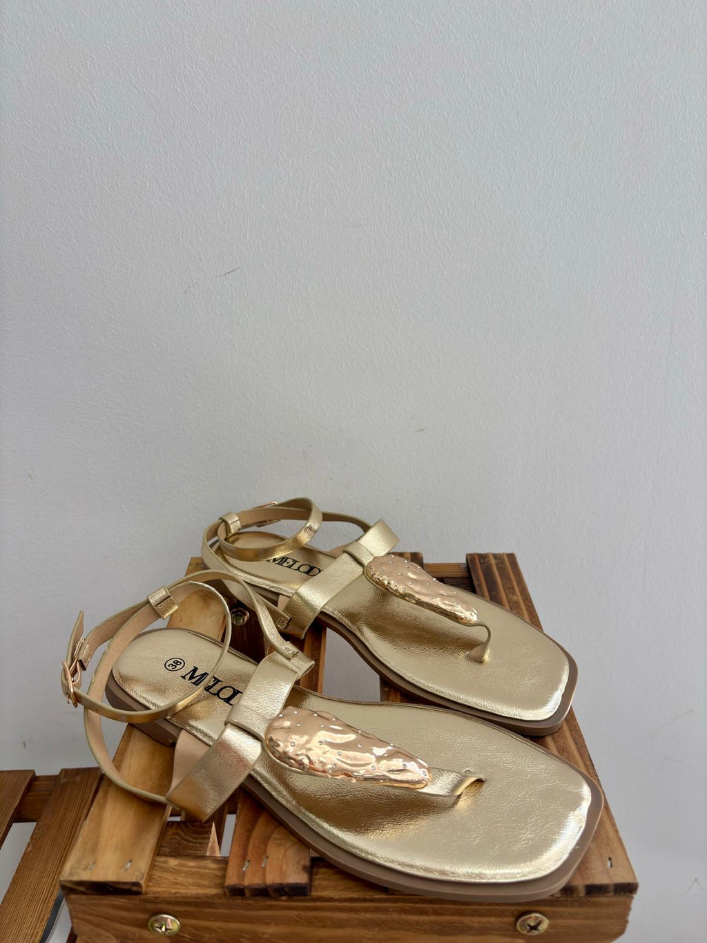 SANDALIA PLANA