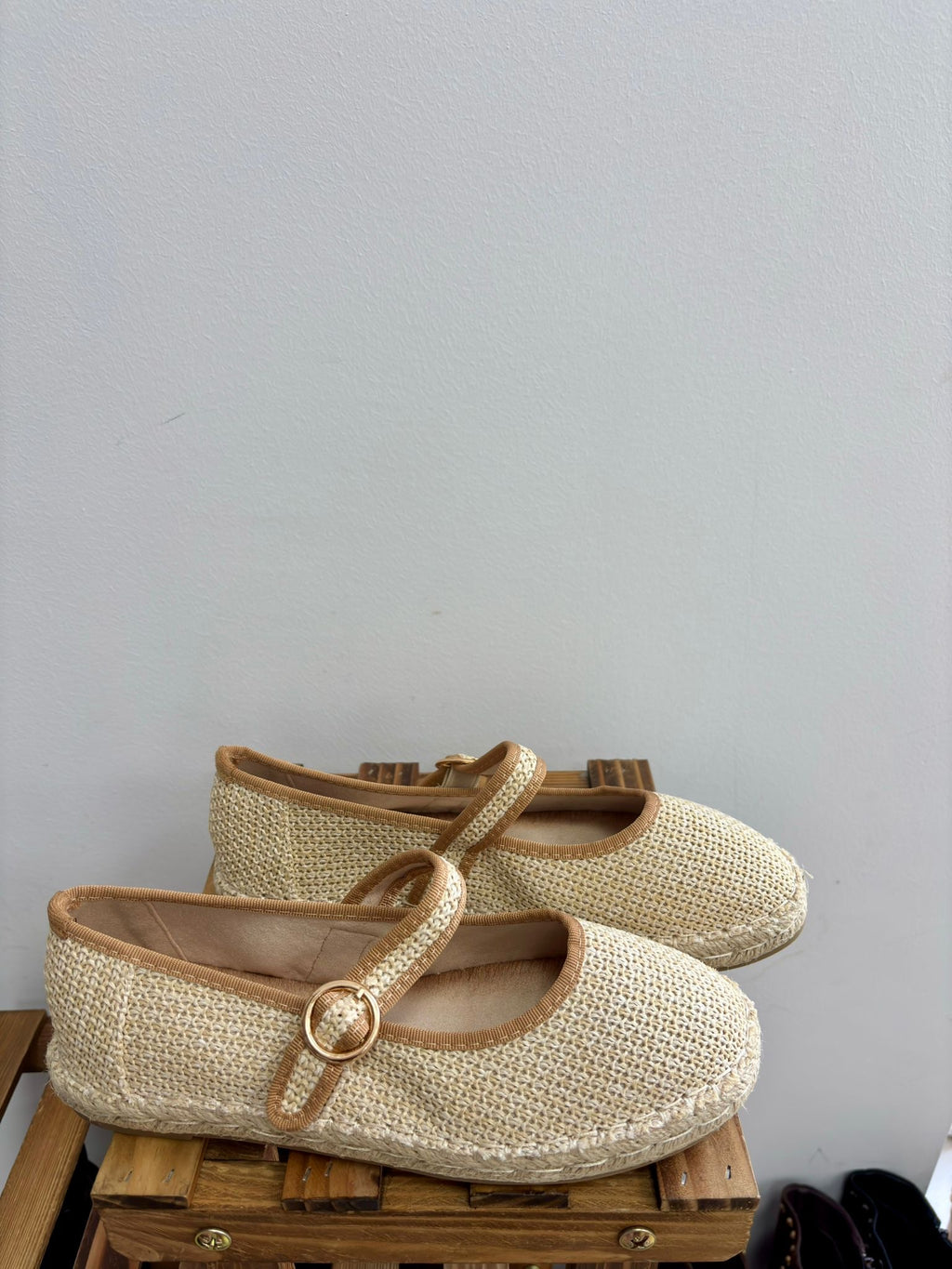 N5605/MERCEDITA RAFIA