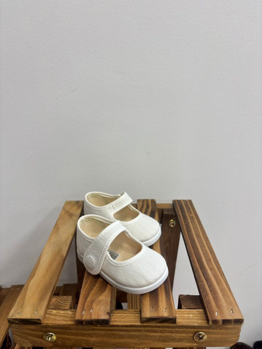 955/MERCEDITA LINO BLANCO BOTÓN