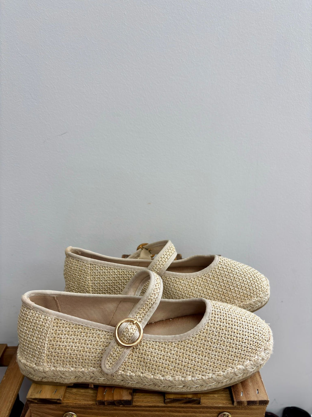 N5605/MERCEDITA RAFIA