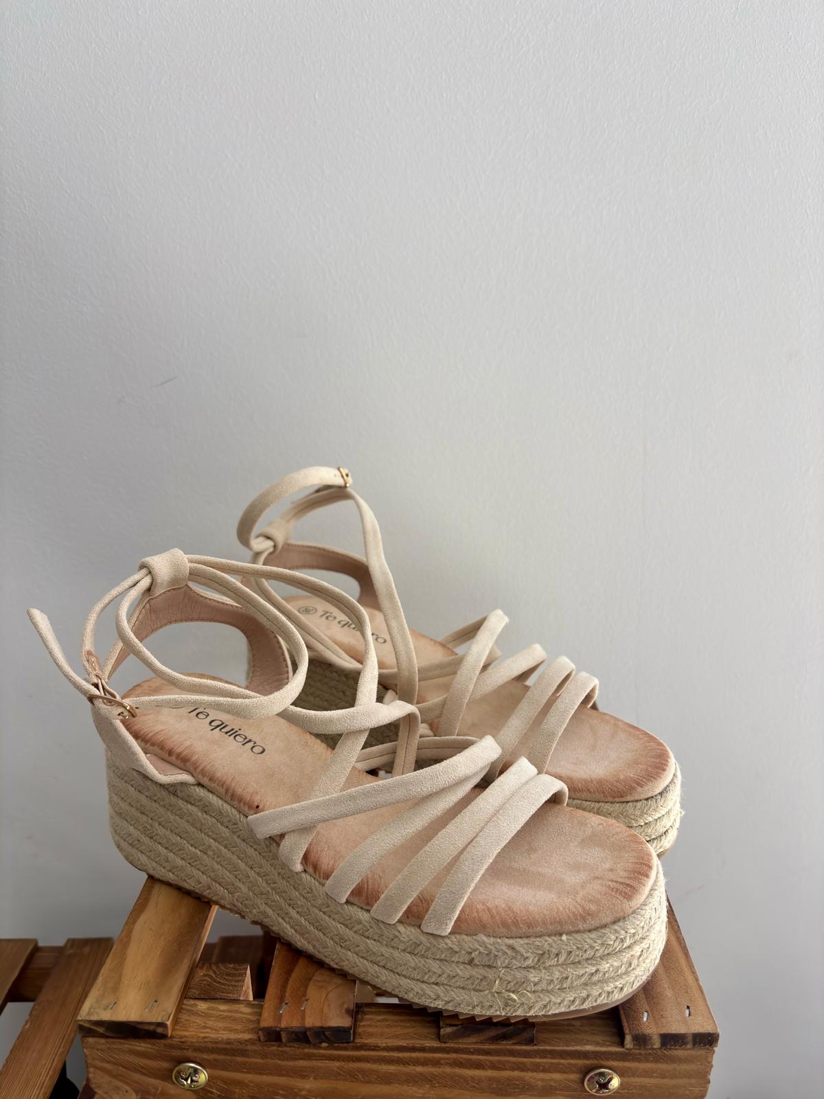 SANDALIAS CUÑA