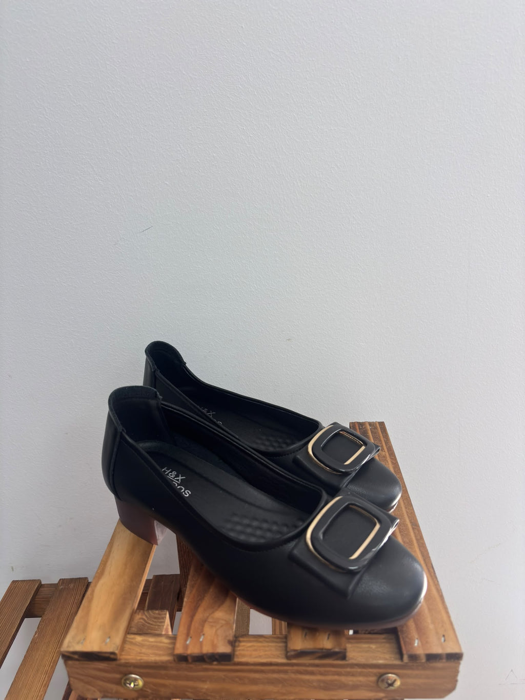 628/ MANOLETINA NEGRA DETALLE