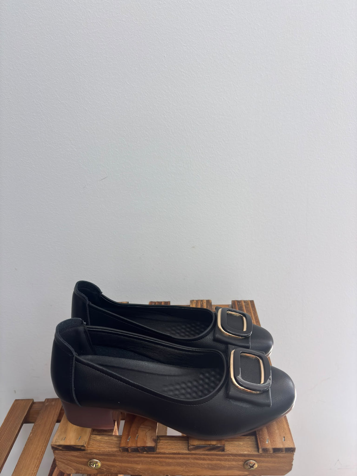 628/ MANOLETINA NEGRA DETALLE