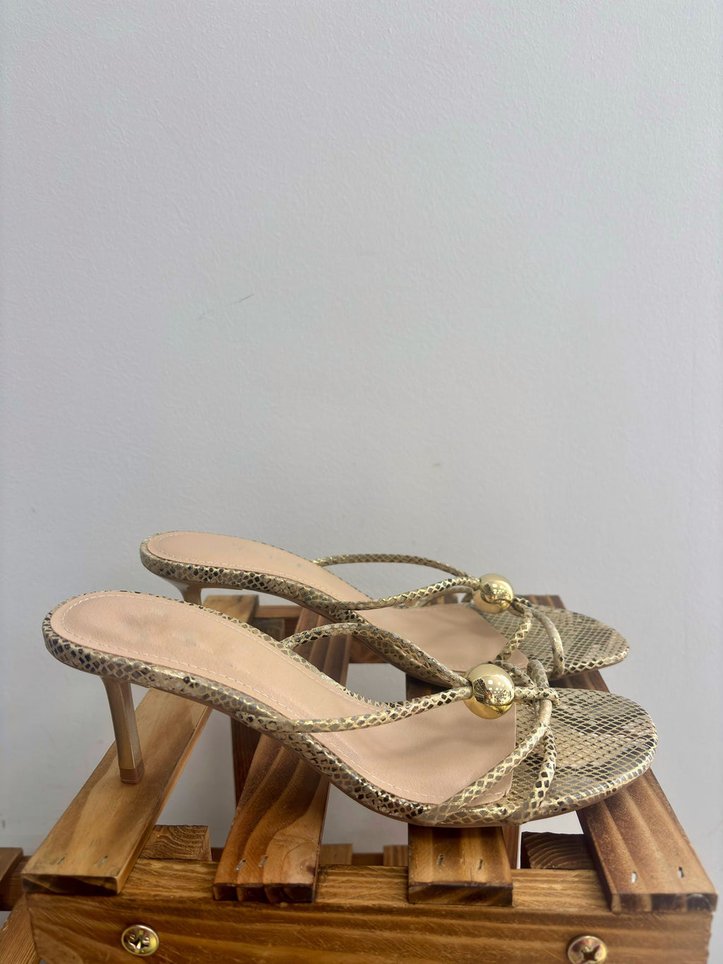 6505/SANDALIA EFECTO SERPIENTE