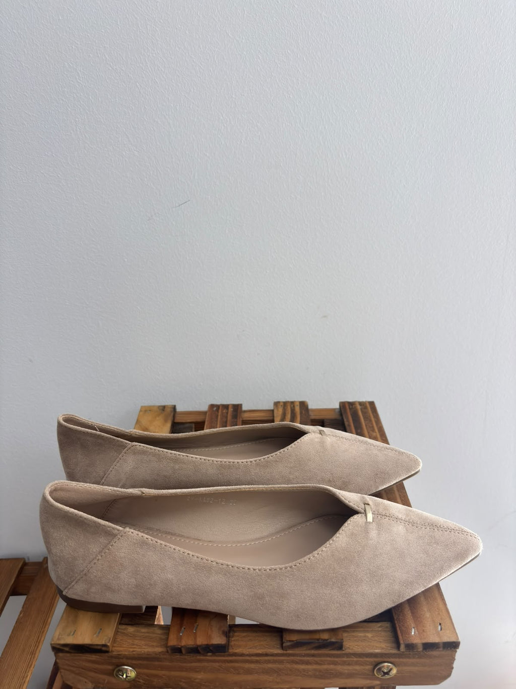 ZYAA821/MANOLETINA STILETTO DETALLE TAUPE